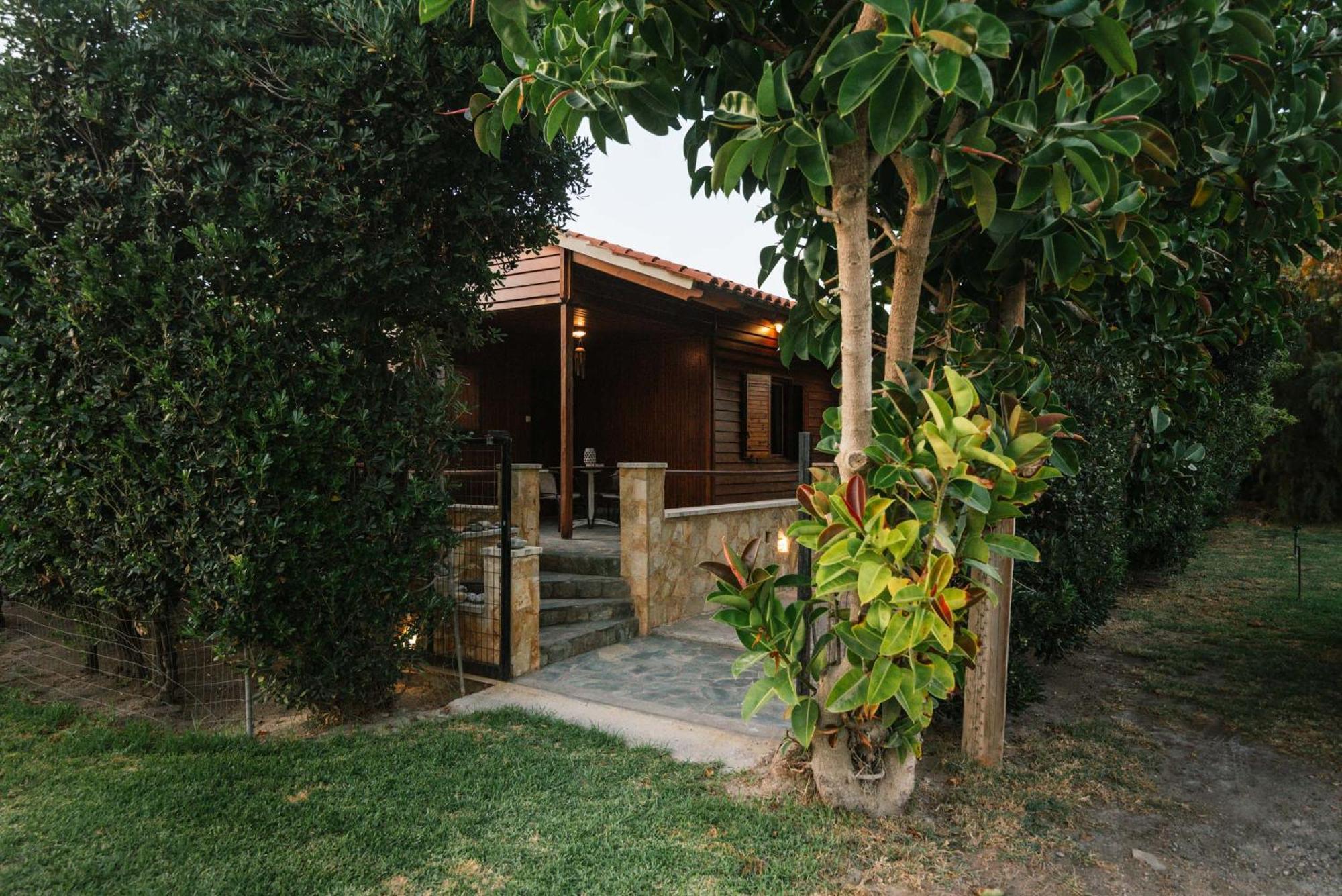 Wooden Beach House Gerani  Exterior photo
